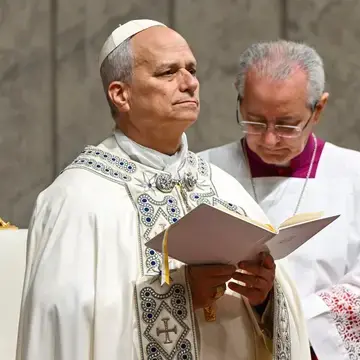 Conferenza episcopale calabra: «La nostra preghiera affinché il Papa continui a guidare il popolo cristiano con sapienza e coraggio»