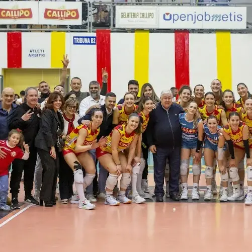 La Tonno Callipo femminile brinda alla Serie A3, il presidente Callipo: «Sogniamo già per il prossimo torneo»\n