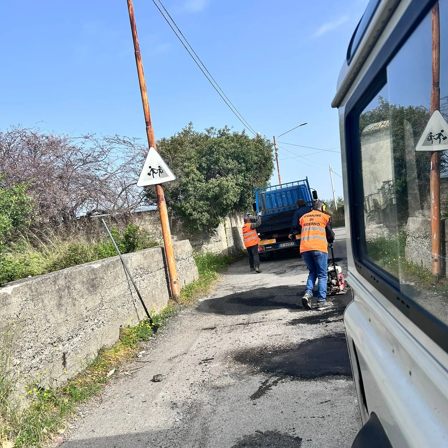 Siderno, manutenzione delle strade: lavori in corso anche nella zona Ovest\n