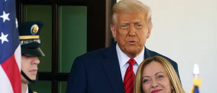 Trump-Meloni, fine di un’amicizia: «La premier non fa nulla per il petrolio, sono scioccato»\n