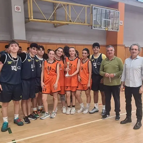 Grande festa al Pianeta Viola per i Giochi Studenteschi di Reggio. Trionfano il Liceo “Volta” e l’Istituto “La Cava” di Bovalino\n