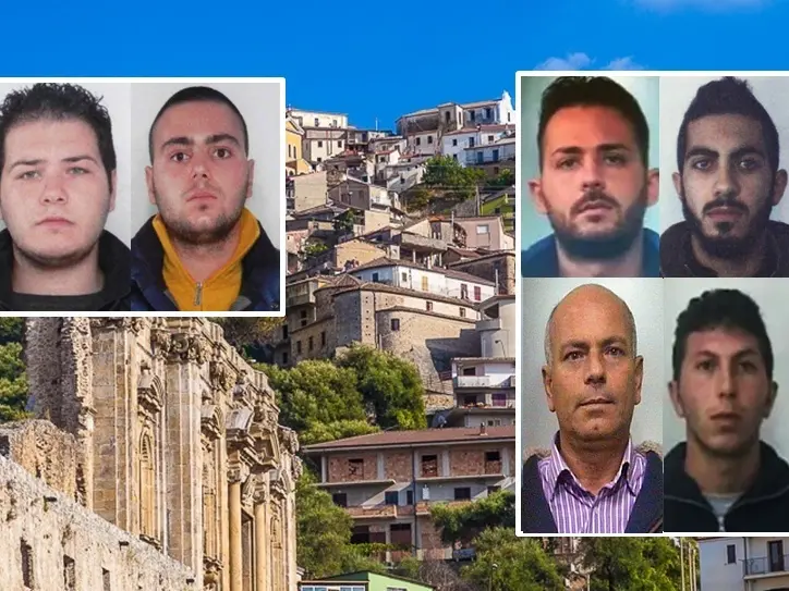‘Ndrangheta nelle Preserre: tra gli arrestati anche i figli dei due boss Loielo uccisi nel 2002