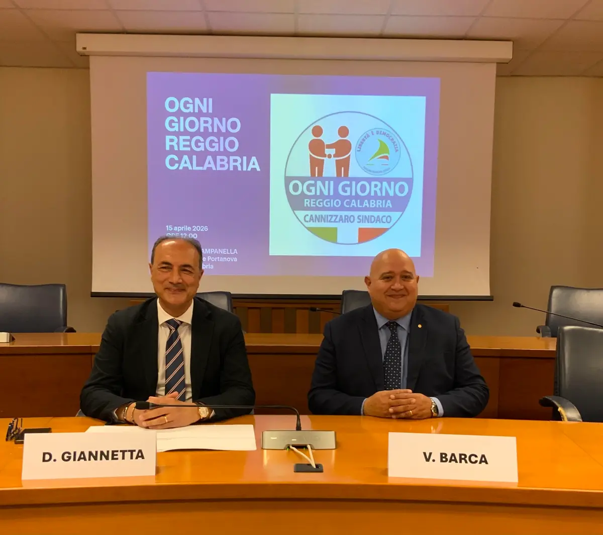Comunali Reggio, Domenico Giannetta presenta\u00A0il simbolo della lista “Ogni giorno Reggio Calabria”\n