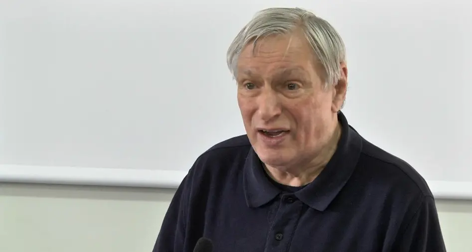 <p>«Nel dolore per la morte di Filippo Ceravolo oggi c’è <span style=\"color:hsl(0, 75%, 60%);\">una speranza di giustizia</span>»: il ricordo di don Ciotti a Dasà</p>