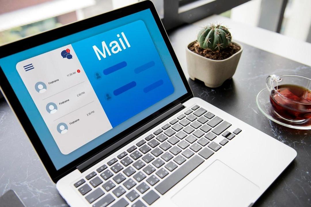 Email aziendale e file sul pc, il Garante dà ragione all’ex dipendente