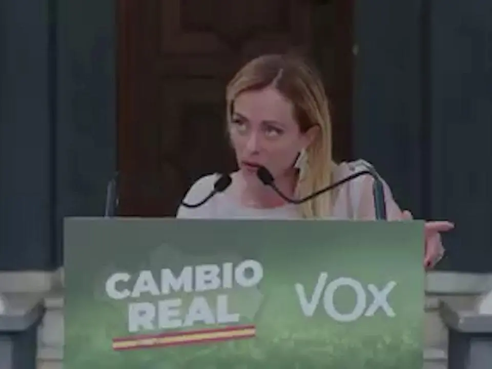 Meloni è una Thatcher che non ce l’ha fatta, l’occasione persa dalla premier: poteva rifondare la destra ma ha scelto Trump