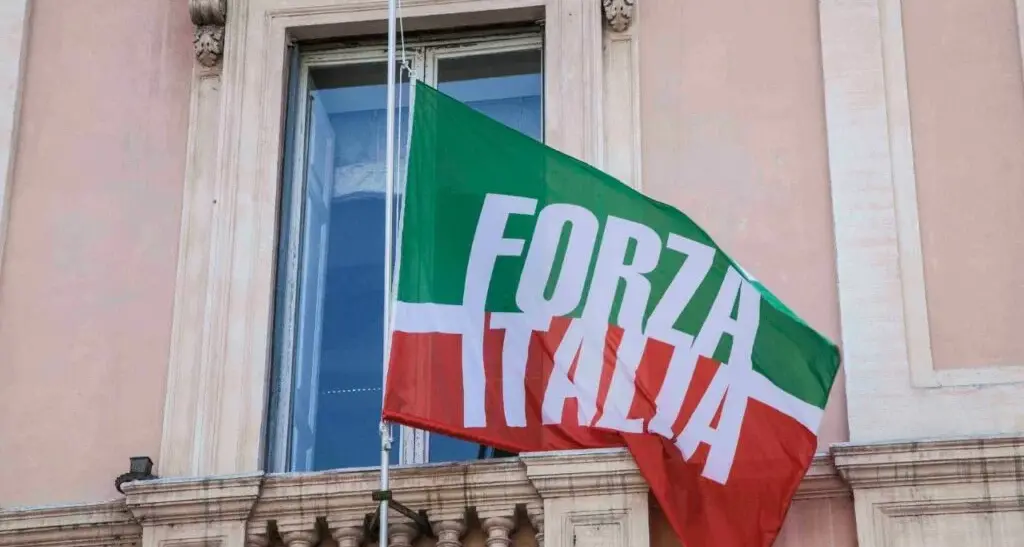Forza Italia cerca facce nuove, al via il casting\u00A0tra curriculum e selezioni come ai provini del Grande Fratello\n