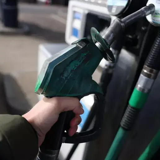<p>Diesel verso i 2,5 euro al litro: «Il caro carburante schiaccia le aziende, così lavorano in perdita»</p>