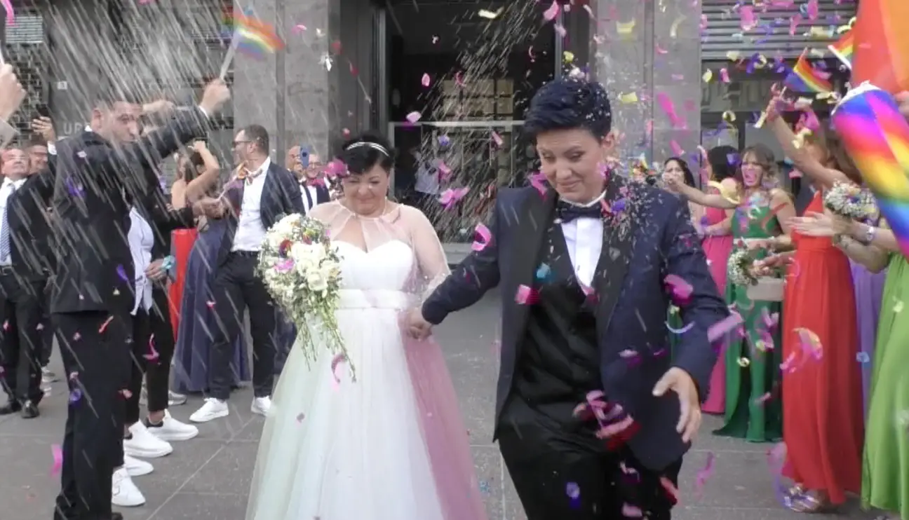 Dalla gioia del primo “sì” civile a Cosenza alla battaglia più dura: la città prega per Eugenia\n