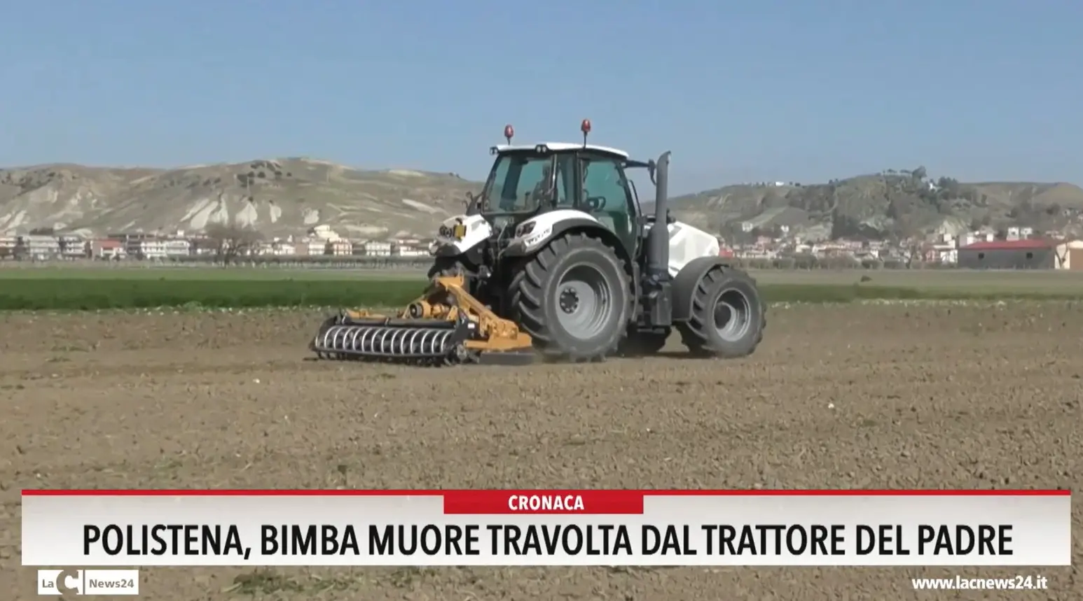 Polistena, bimba muore travolta dal trattore del padre