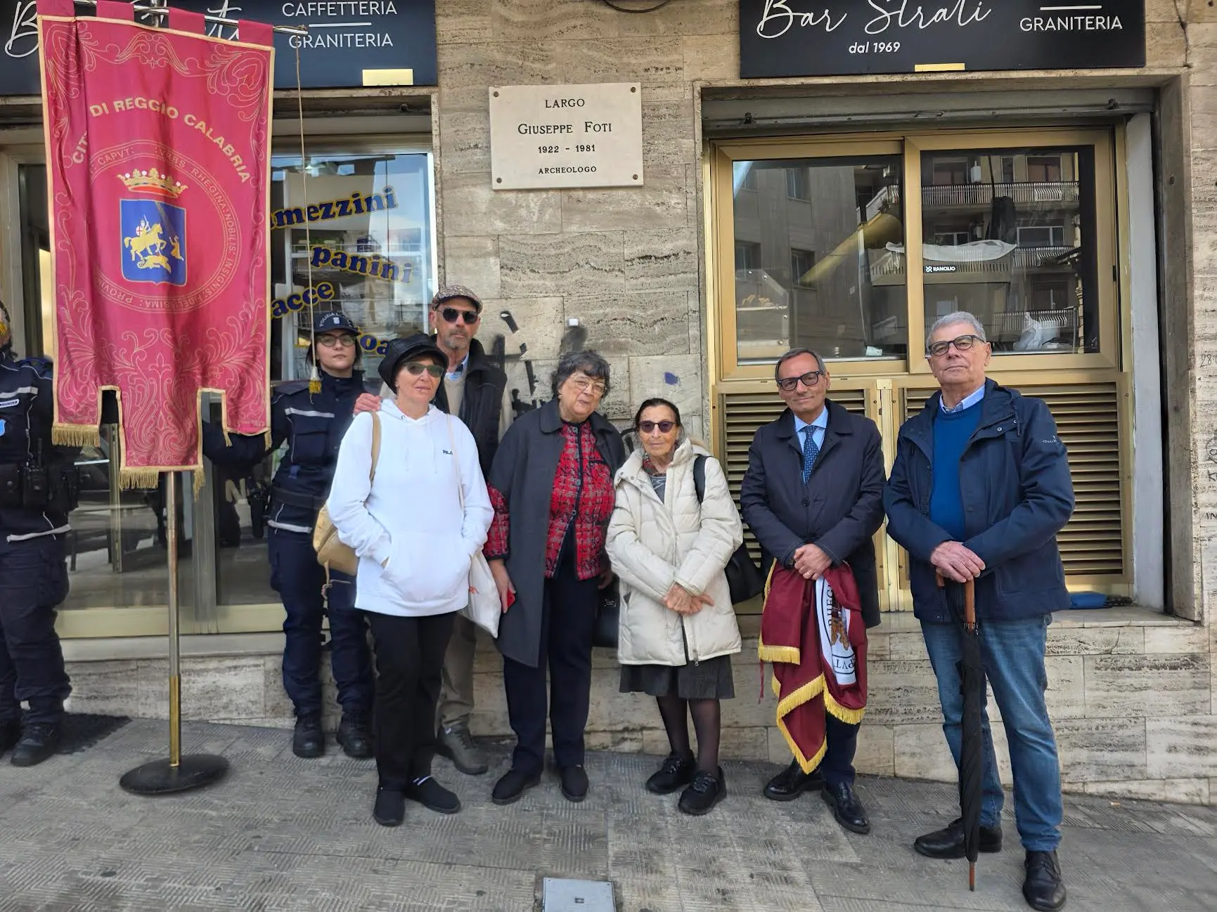 Intitolazione del “Largo Giuseppe Foti”, Battaglia: «La sua è un’eredità di cui è necessario conservare memoria»\n