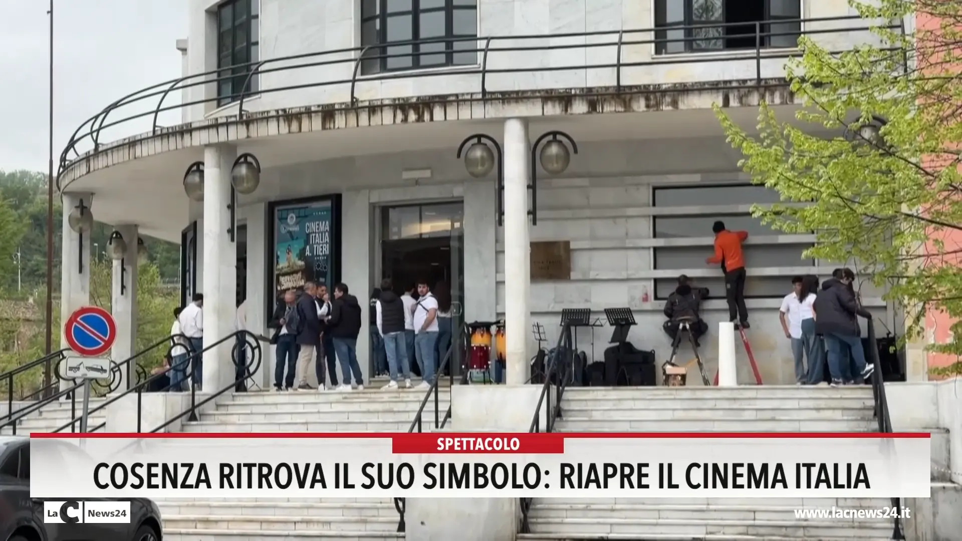 Cosenza ritrova il suo simbolo: riapre il Cinema Italia