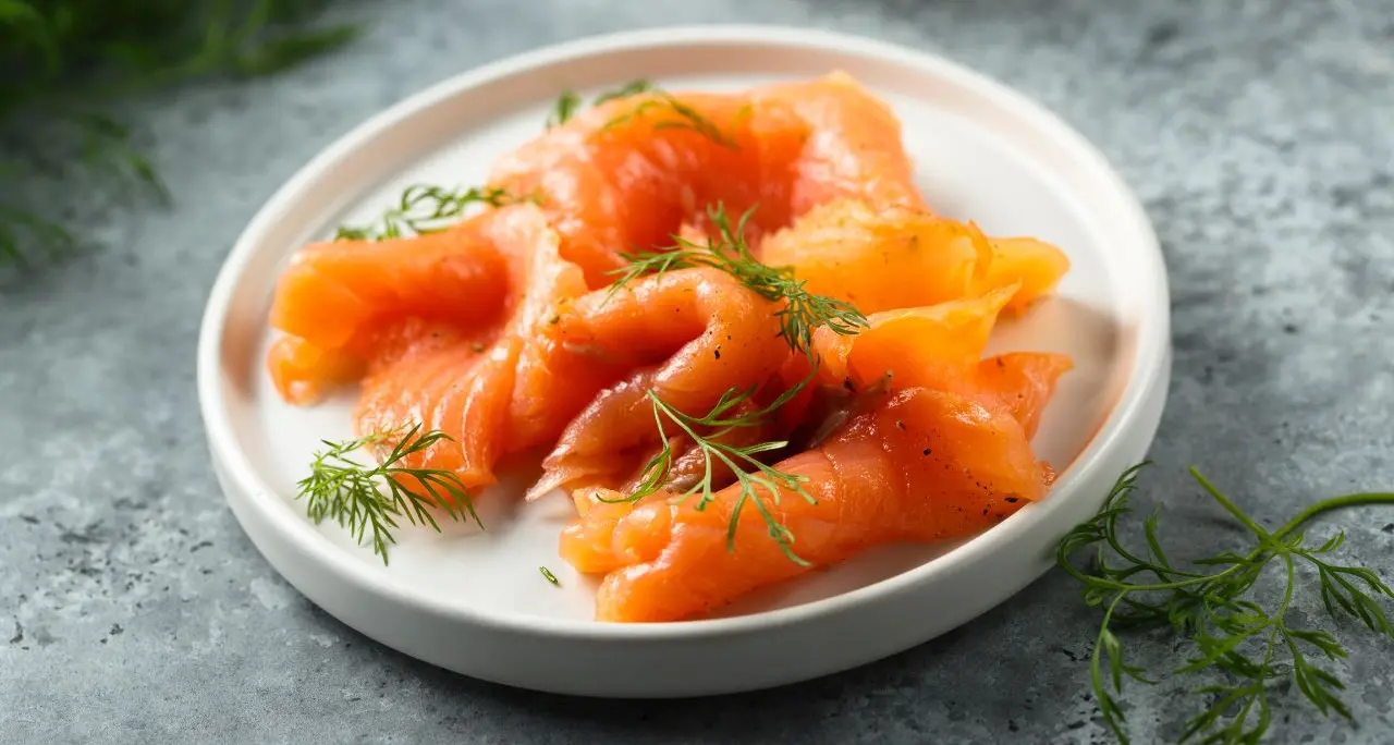 Salmone affumicato Lidl ritirato per rischio Listeria: ecco il lotto interessato\n