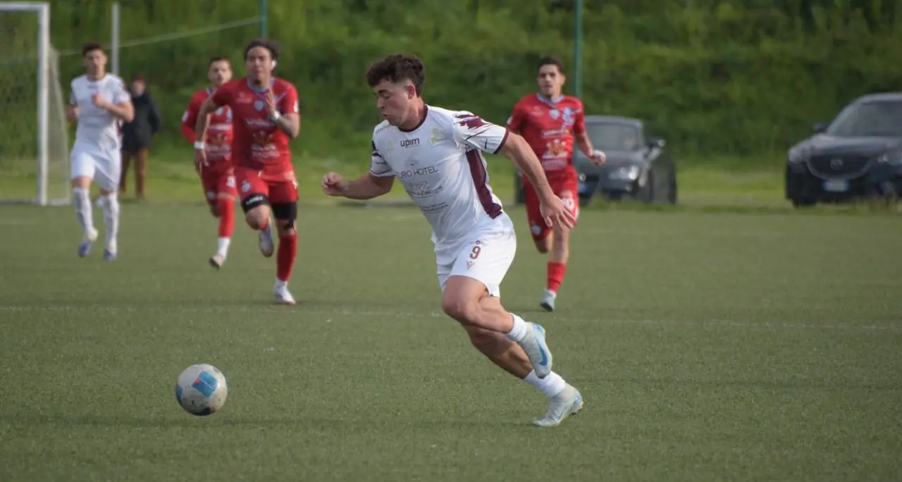 Promozione B, la Bovalinese a caccia dei playoff. Ferraguto: «Ci sono nove punti a disposizione, vogliamo conquistarli tutti»\n