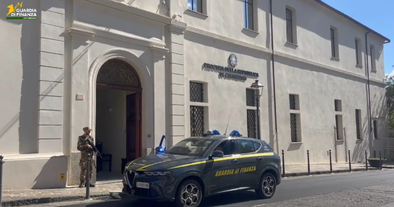 Truffa sui bonus ristrutturazioni,\u00A0lavori fantasma e crediti falsi per 3 milioni: 5 denunce e sequestri\u00A0\n