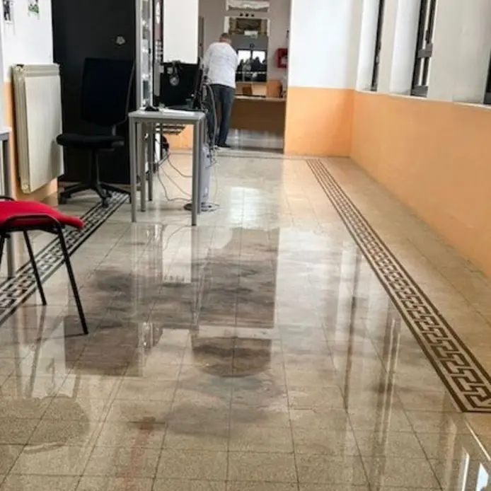 Locri, liceo classico allagato: scuola chiusa per sicurezza\n