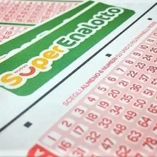 SuperEnalotto, Reggio\u00A0protagonista: realizzato un “5” da oltre 26mila euro\n