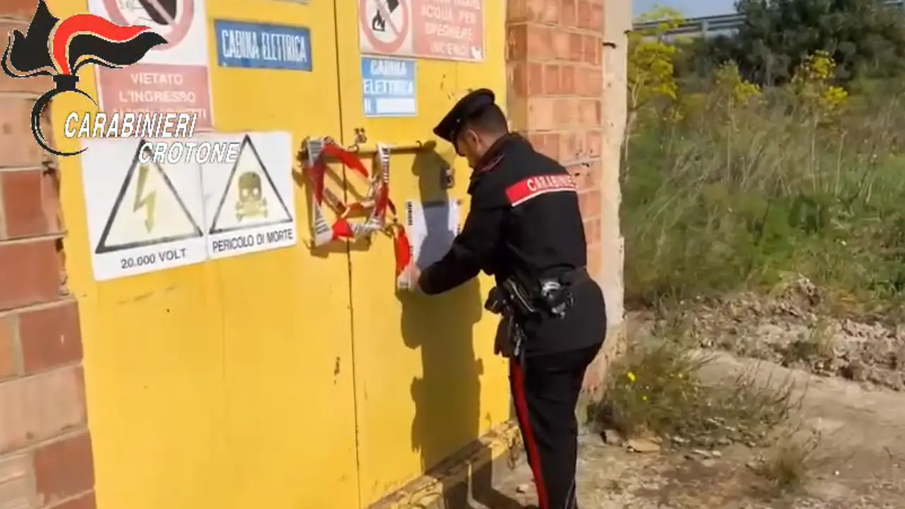 Acqua non potabile nella rete comunale: sequestrato l’impianto idrico di Belvedere Spinello, tre indagati\u00A0\n