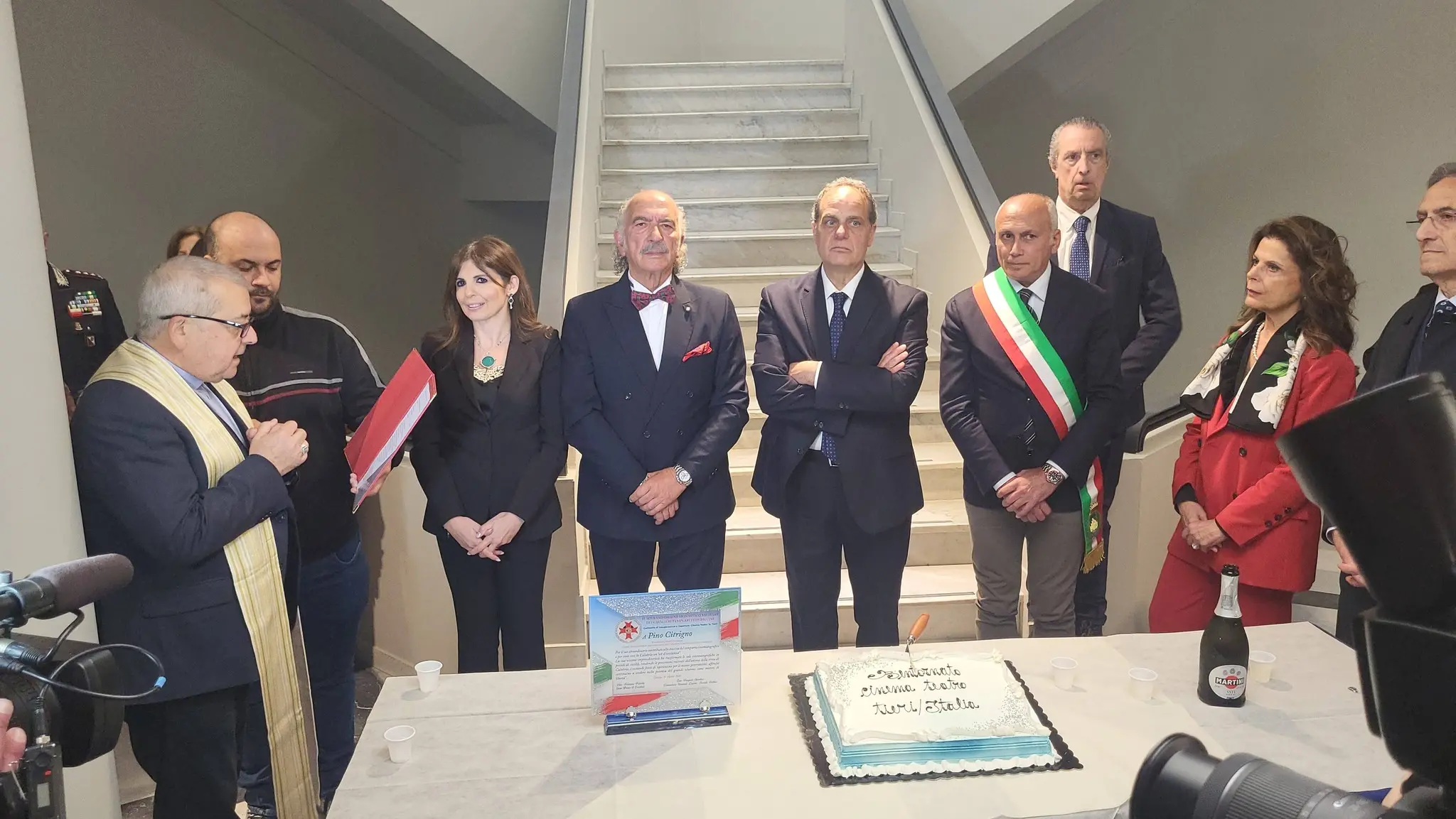 Riapre il Cinema Tieri Italia, i Templari premiano Pino Citrigno a Cosenza\n