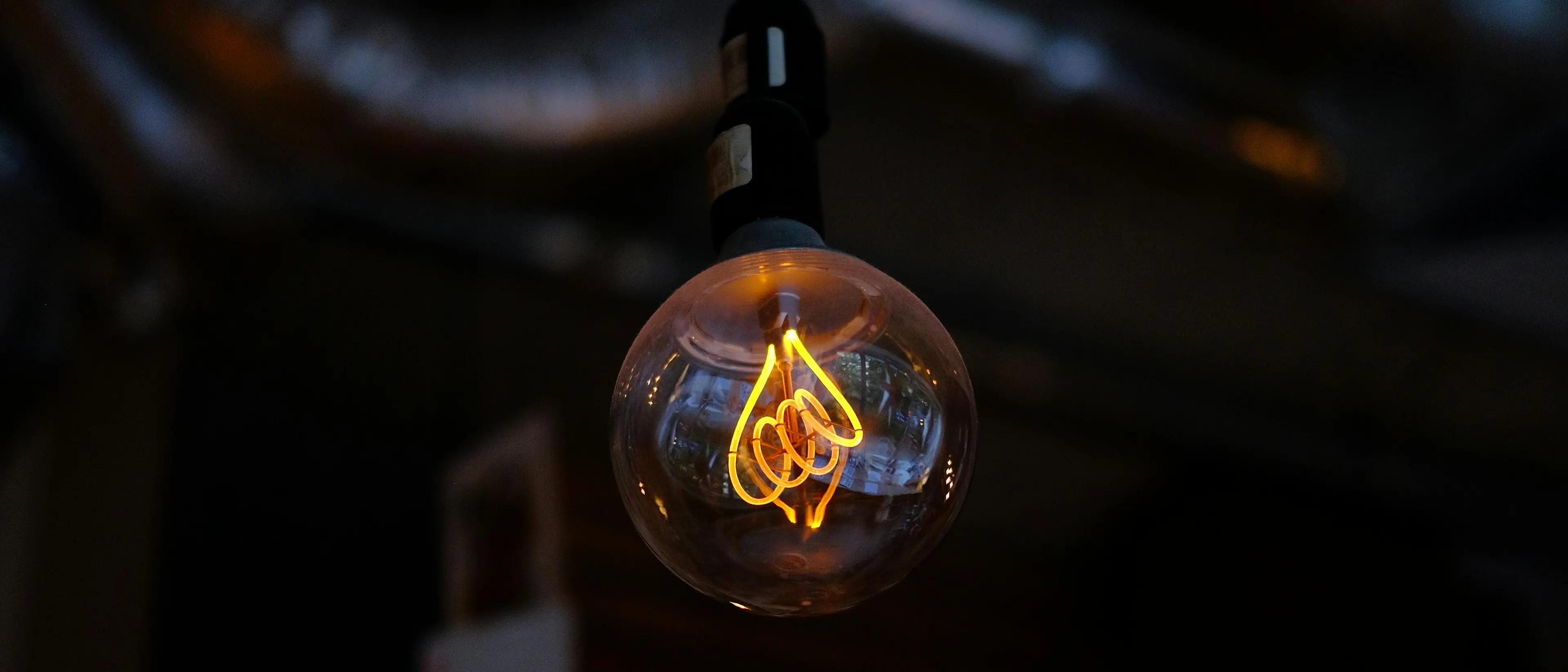 Crisi energetica, la bozza Ue per ridurre i consumi: dallo smart working alle giornate senza auto\n