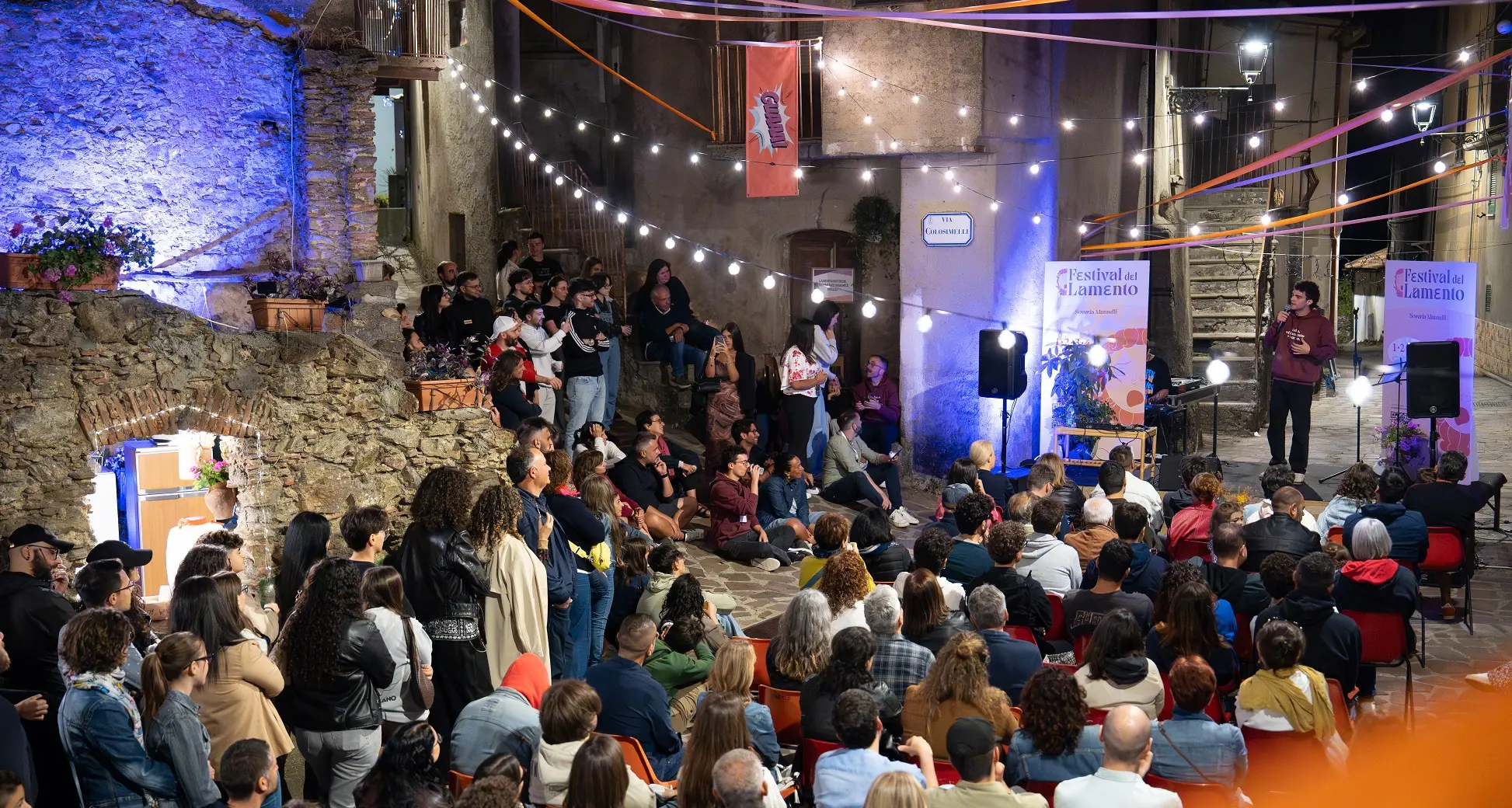 <p>Lamentarsi (insieme) fa bene: tutto pronto a Jonadi per la tappa vibonese del <span style=\"color:hsl(0, 75%, 60%);\">Festival del Lamento</span></p>