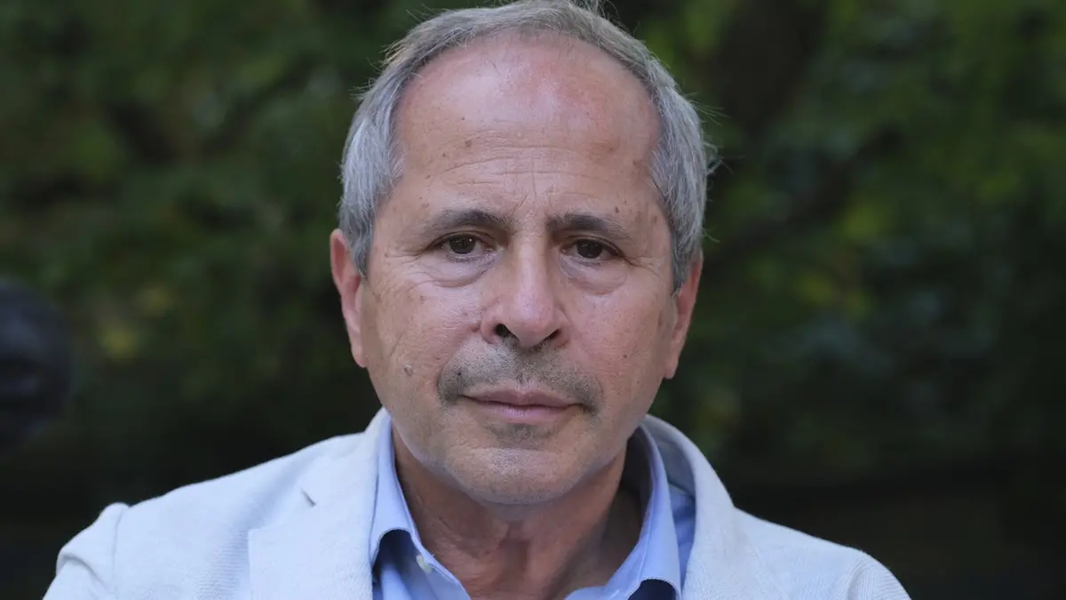 <p>Andrea Crisanti</p>\\n