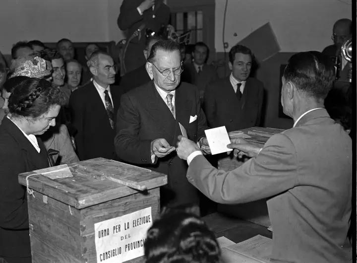 Dal 18 aprile 1948 a oggi: crisi e memoria della democrazia tra disaffezione e smarrimento\n