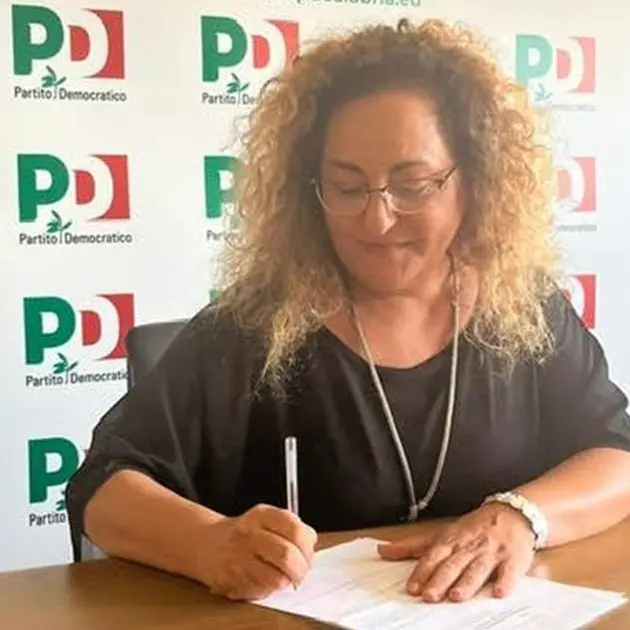 «Teresa stai serena!», l’avviso di sfratto di Alecci alla segretaria del Pd vibonese risuona a Perfidia\n