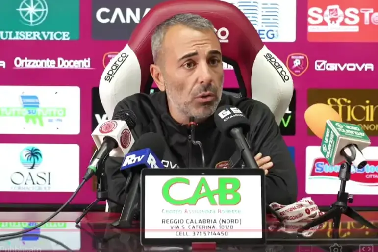 Reggina, Torrisi: «Battiamole tutte e poi vediamo»\n