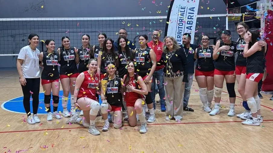 Le ragazze della KaulonMixta campionesse territoriali Under 16\n