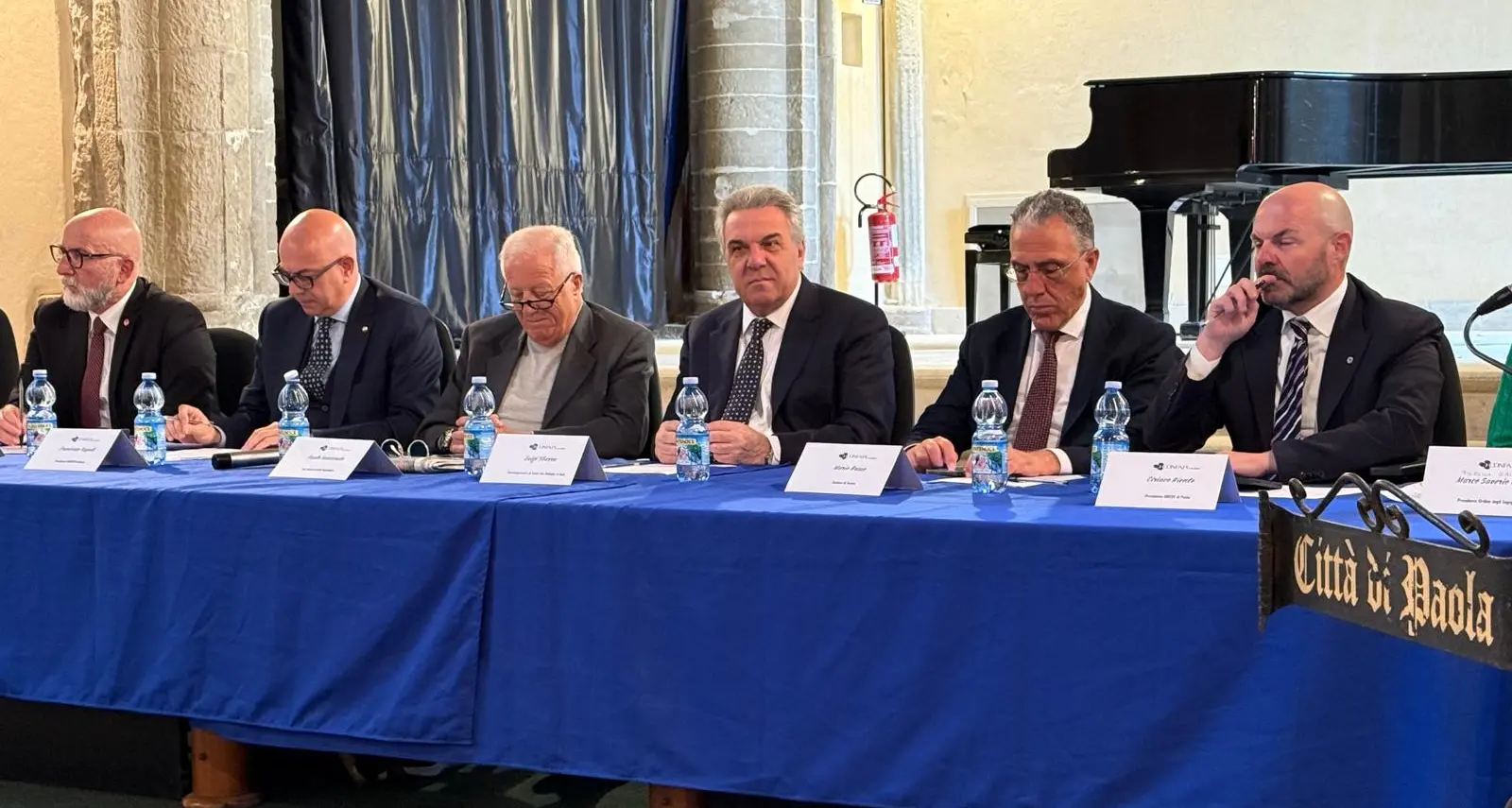 Sbarra a Paola ospite di Confapi: «Le infrastrutture motore di sviluppo, il rilancio del Sud priorità nazionale»\n