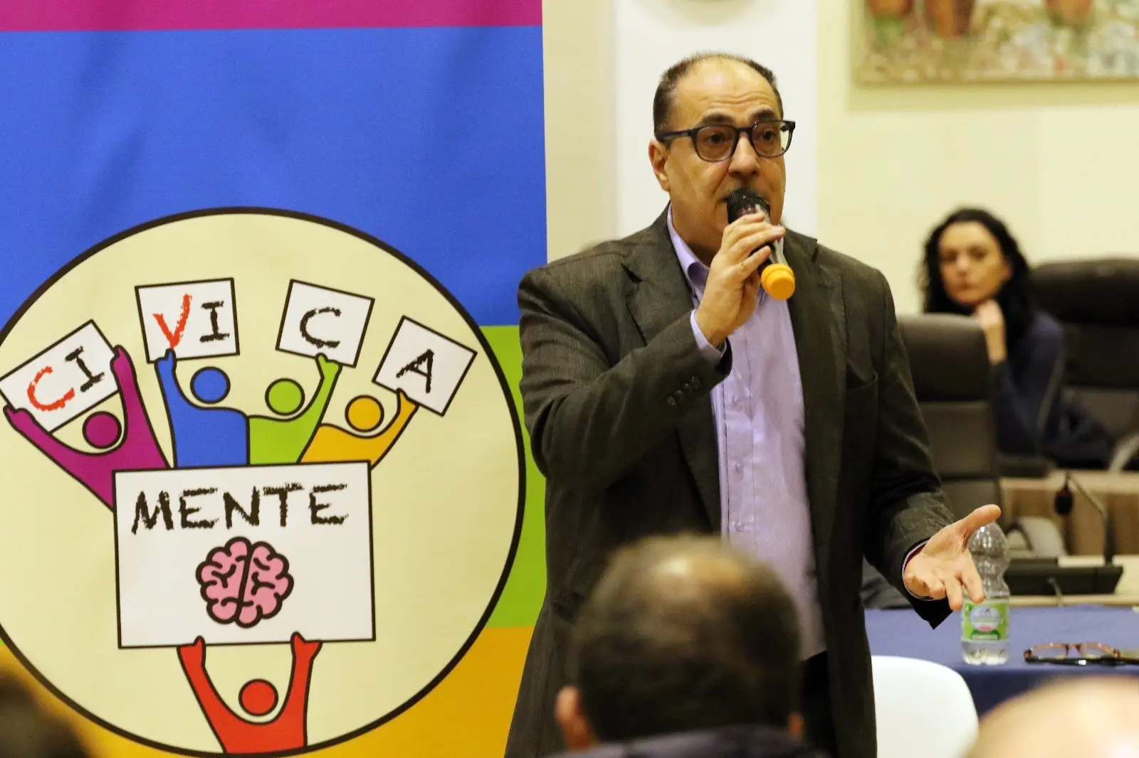 Elezioni, Castrovillari al bivio: l'onda civica di Luca Donadio sfida i blocchi tradizionali\n