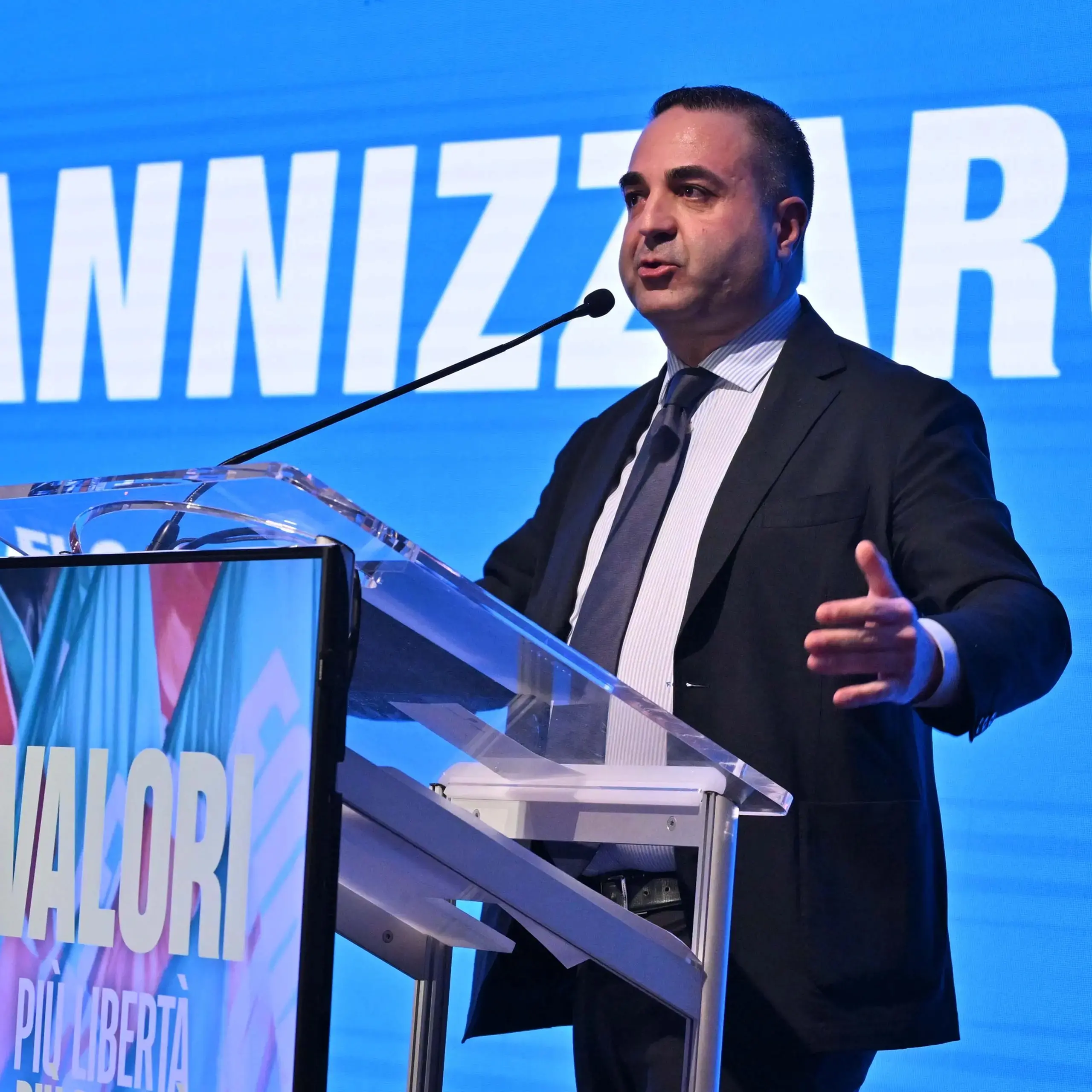 Comunali Reggio Calabria, il primo sondaggio incorona Cannizzaro con il 52-56%: può vincere al primo turno\n