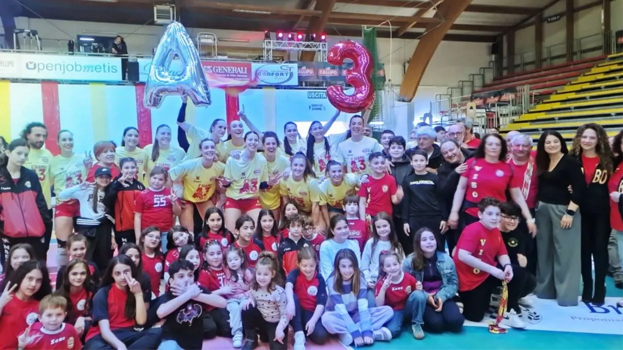 Tonno Callipo femminile, è qui la festa: promozione in Serie A3, la terza di fila: «Un orgoglio per Vibo e la Calabria intera»\n