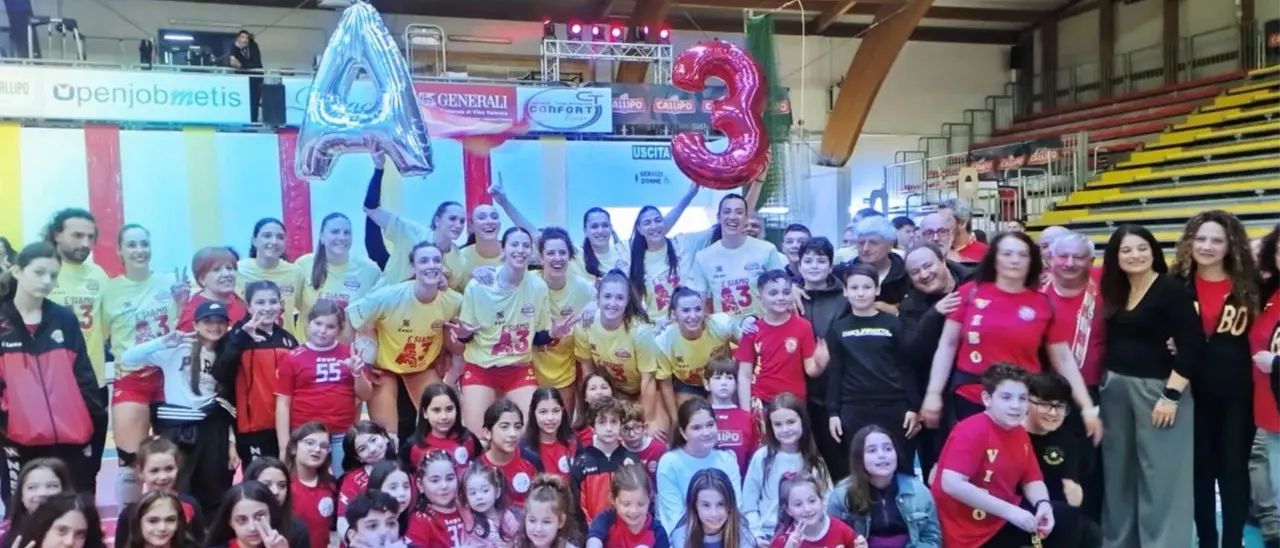 Tonno Callipo femminile, è qui la festa: promozione in Serie A3, la terza di fila: «Un orgoglio per Vibo e la Calabria intera»\n