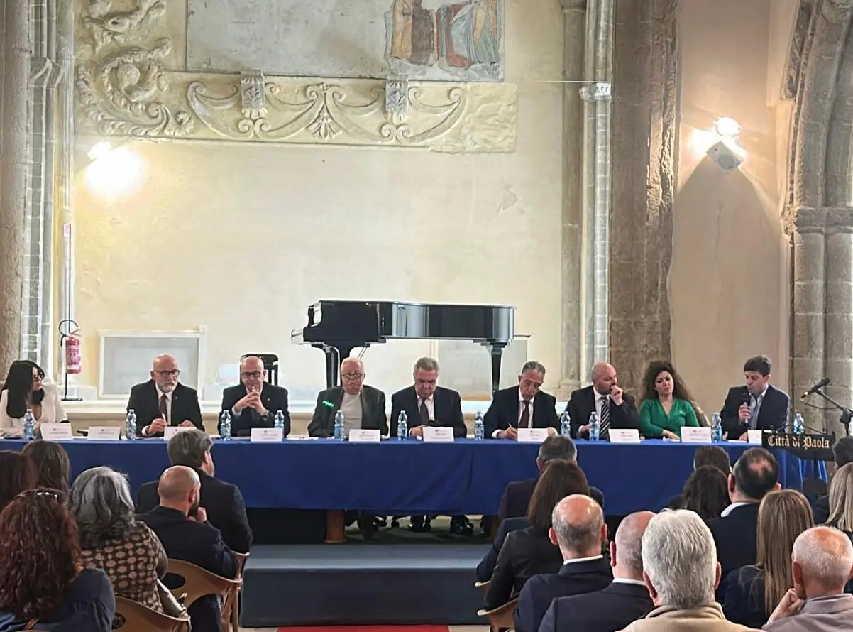 Infrastrutture, da Paola l’appello di Confapi: «Servono visione e azioni concrete»\n
