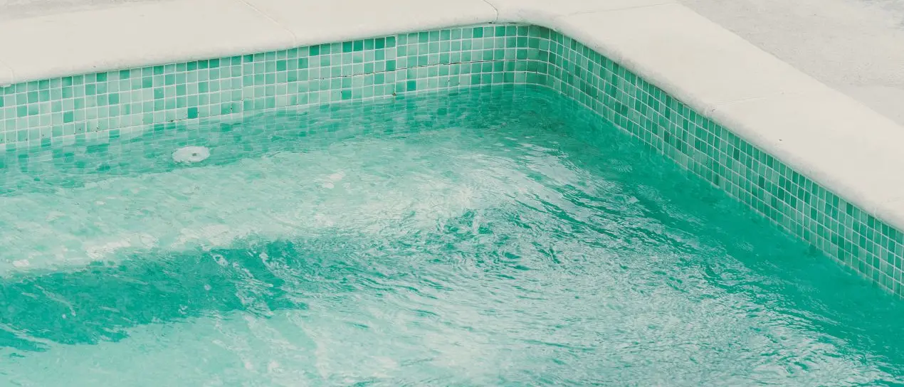 Bimbo morto nella piscina delle terme a Latina, aperta un’inchiesta per omicidio colposo\n