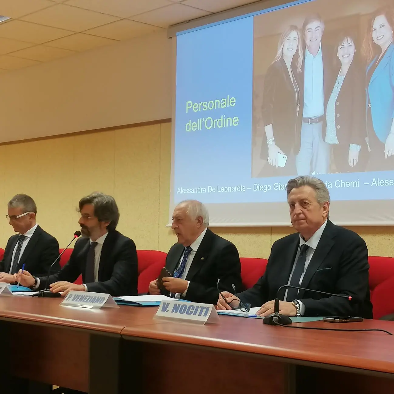 Reggio celebra i medici storici,\u00A0premiati i professionisti con 50, 60 e 70 anni di laurea\n