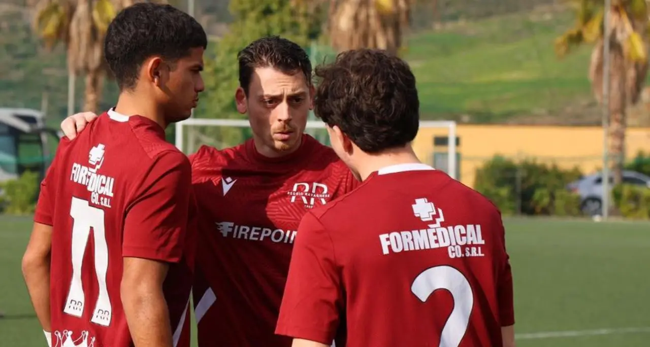 Eccellenza, la Reggioravagnese tiene acceso il lumicino playoff. Candido: «Contro il Trebisacce si deciderà tutto»\n