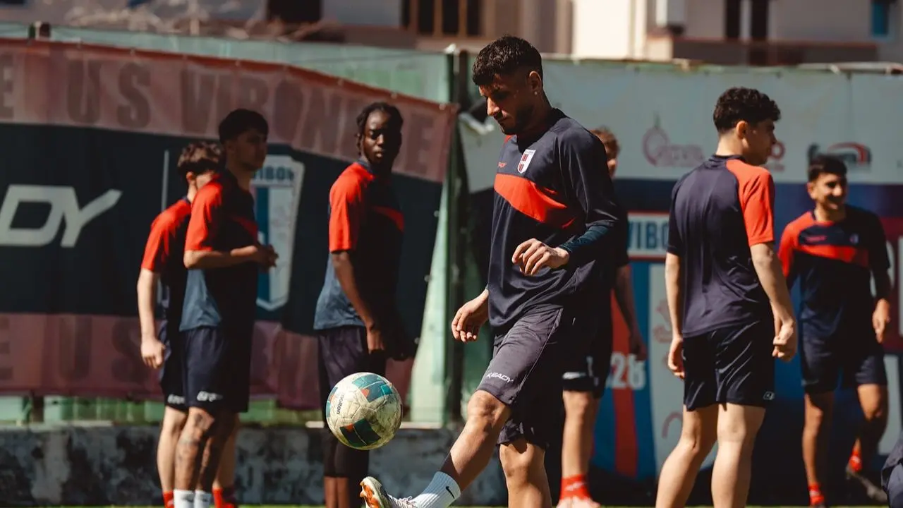 Vibonese nervosa e autolesionista, da 2-0 a 2-3. Fanello: «Sulla gara c'è poco da dire,\u00A0bisogna solo fare mea culpa»\n