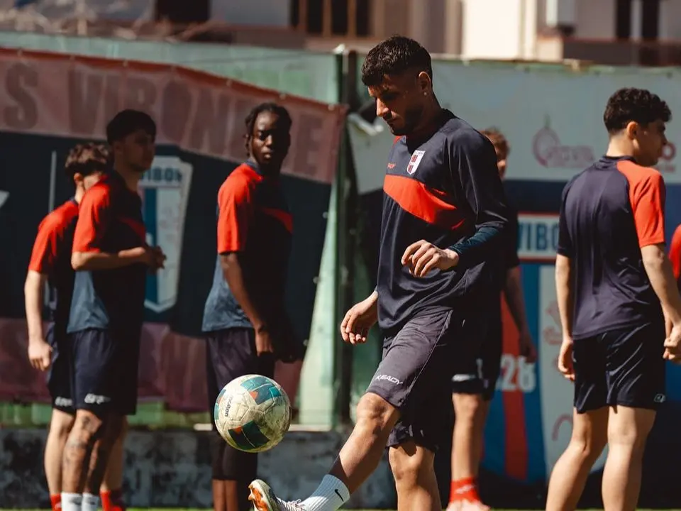 Vibonese nervosa e autolesionista, da 2-0 a 2-3. Fanello: «Sulla gara c'è poco da dire, bisogna solo fare mea culpa»