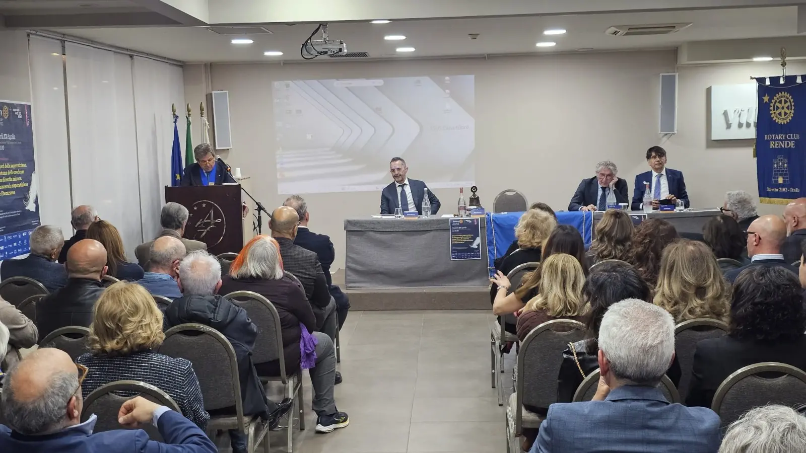 Rende, superstizione sotto esame: al Rotary un viaggio tra cultura, tradizione e libertà di pensiero\n