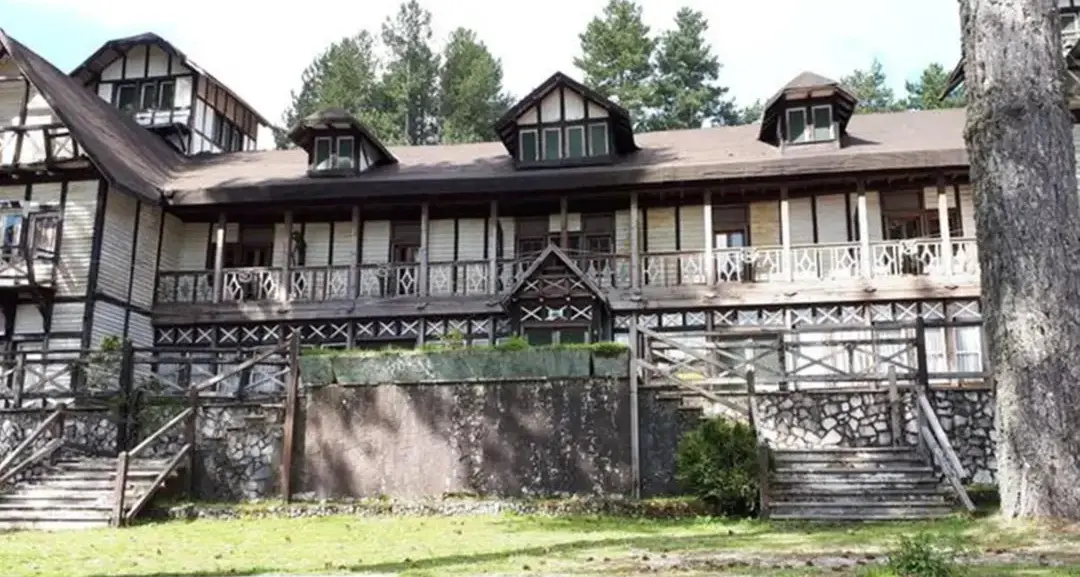 Grande Albergo delle Fate, il sindaco di Taverna al Prefetto: «Prosegue il suo inutilizzo, intervento non più rinviabile»\n