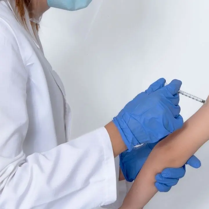 Vaccinazioni in calo in Europa e Asia centrale, mai così tanti casi di pertosse e di morbillo da 27 anni\n