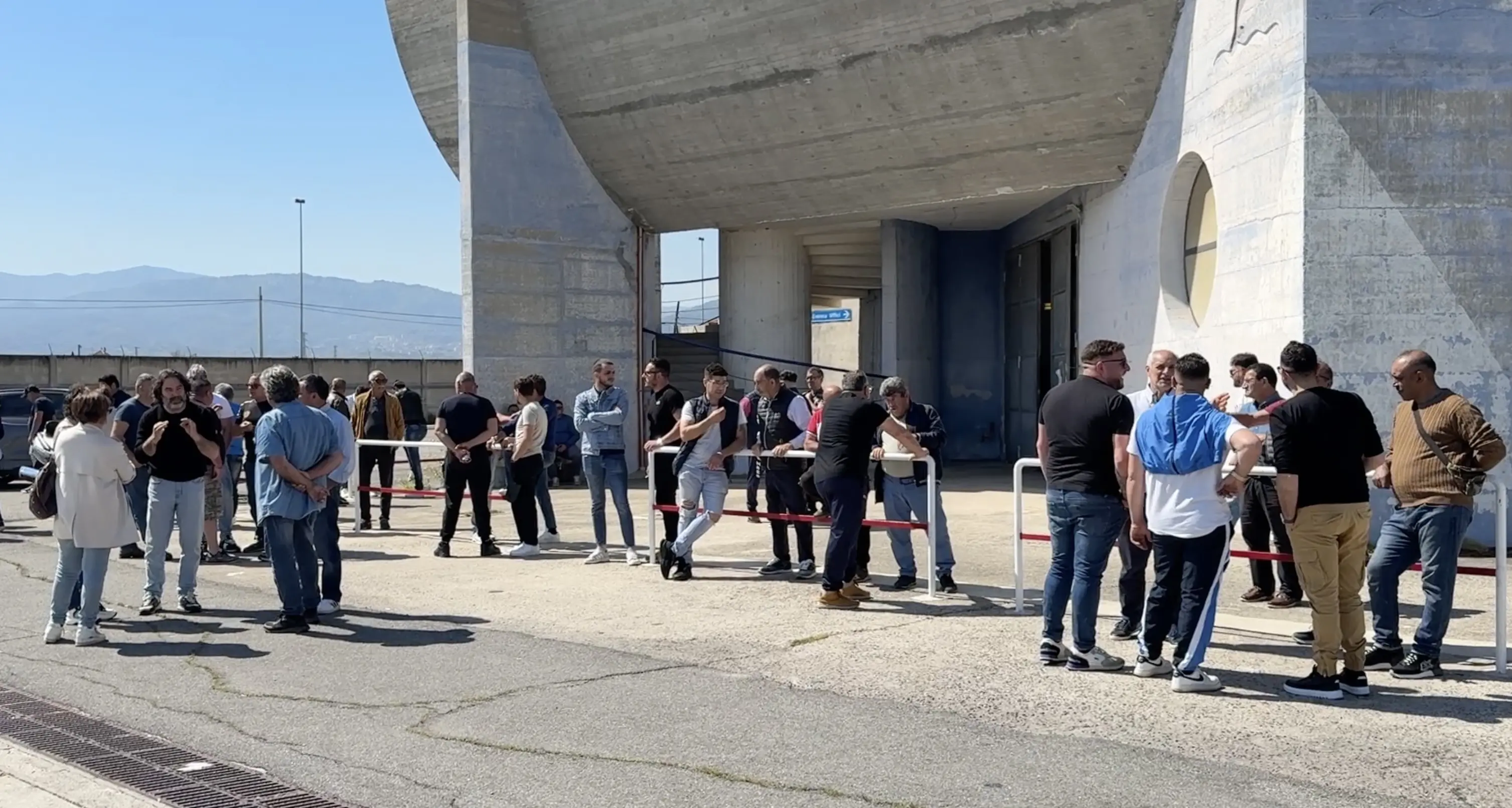 Schiavonea, pescherecci fermi per protesta contro il caro gasolio\n