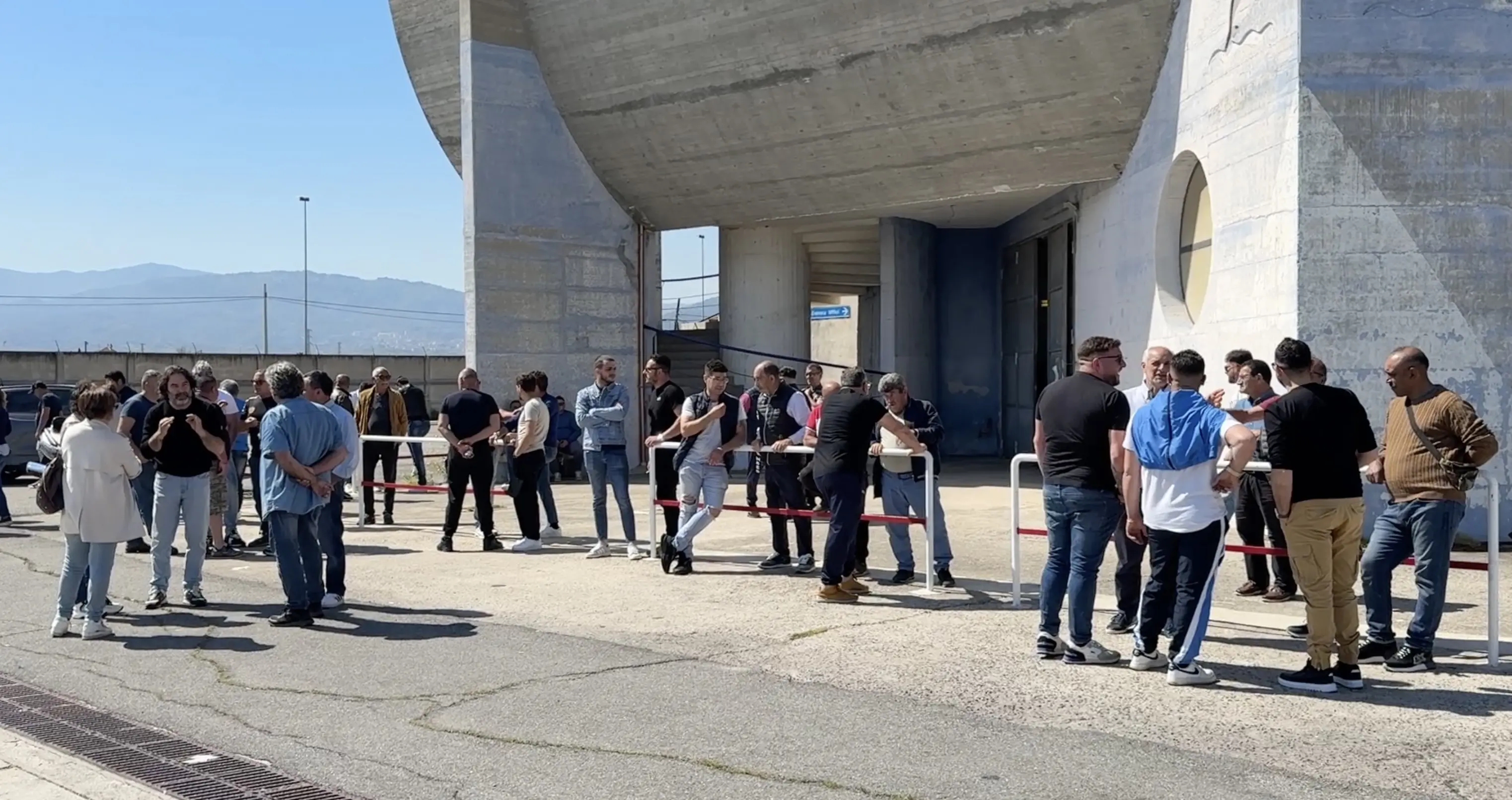 Schiavonea, pescherecci fermi per protesta contro il caro gasolio\n