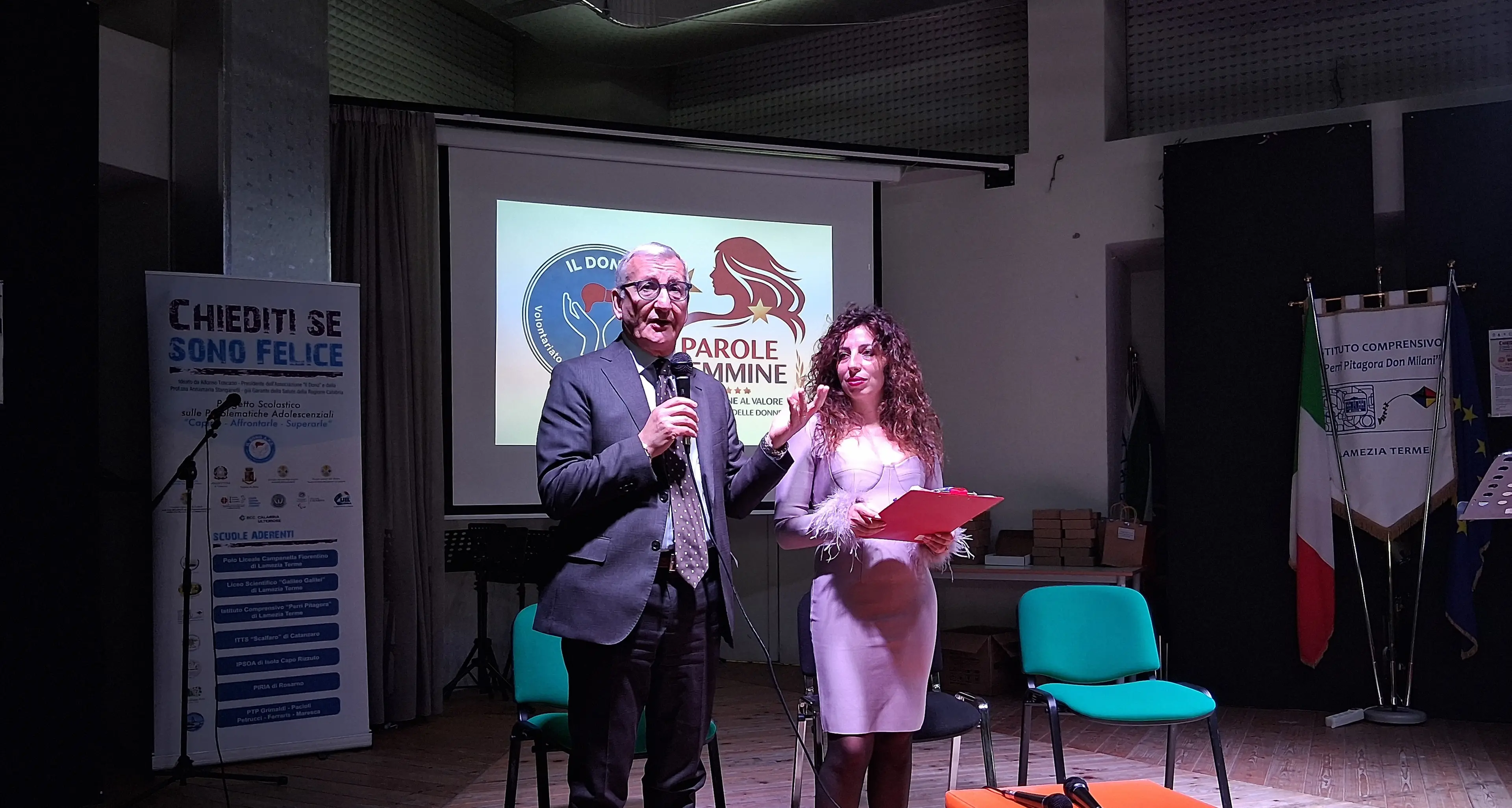 <p>Il coraggio oltre il dolore: a Lamezia Terme le \"<span style=\"color:hsl(0, 75%, 60%);\">Parole femmine</span>\" scuotono le coscienze</p>