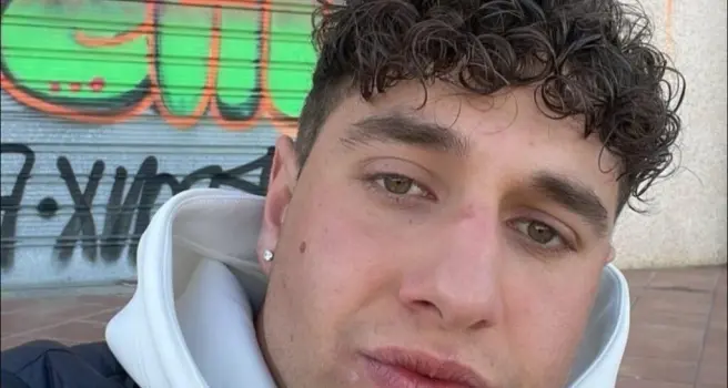 Giovane ucciso in garage a Vasto, arrestato il padre: lo ha colpito tre volte con un'ascia\n