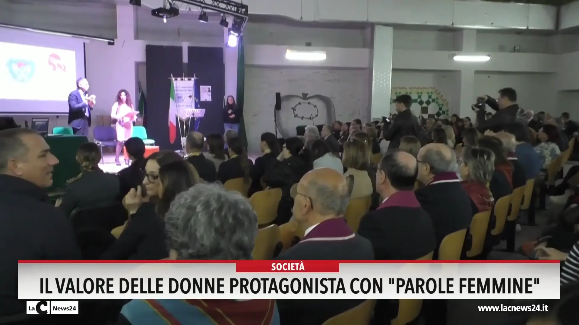 Il valore delle donne protagonista con \"Parole femmine\"