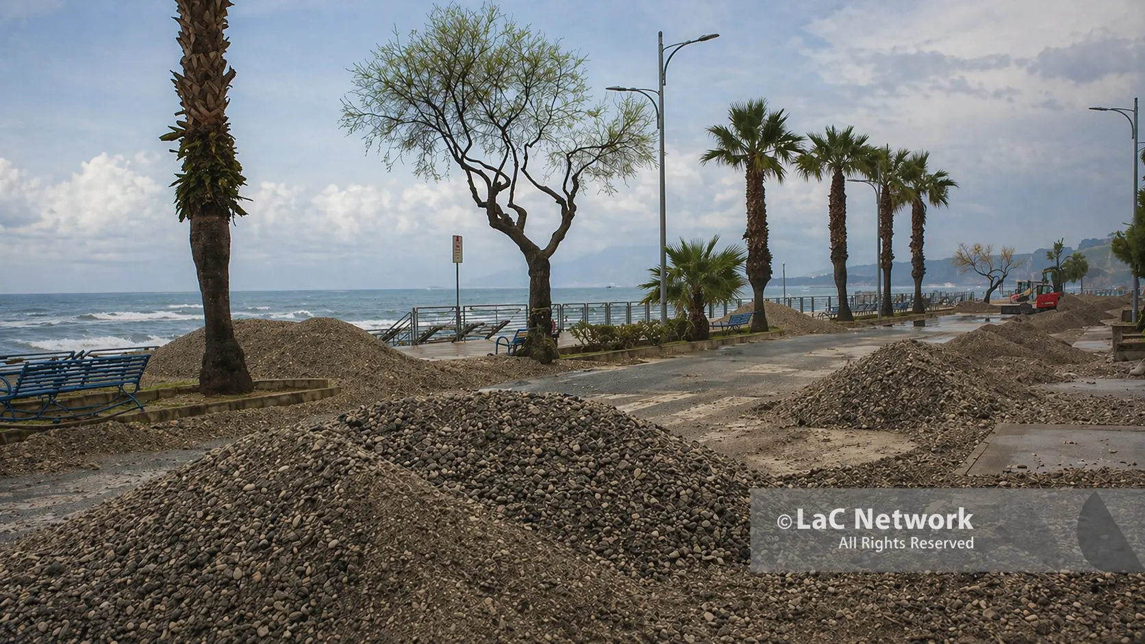 <p>In Calabria l’estate partirà in ritardo: negli stabilimenti colpiti dal ciclone Harry «<span style=\"color:hsl(0, 75%, 60%);\">lavori a rilento</span> e clima di sfiducia»</p>